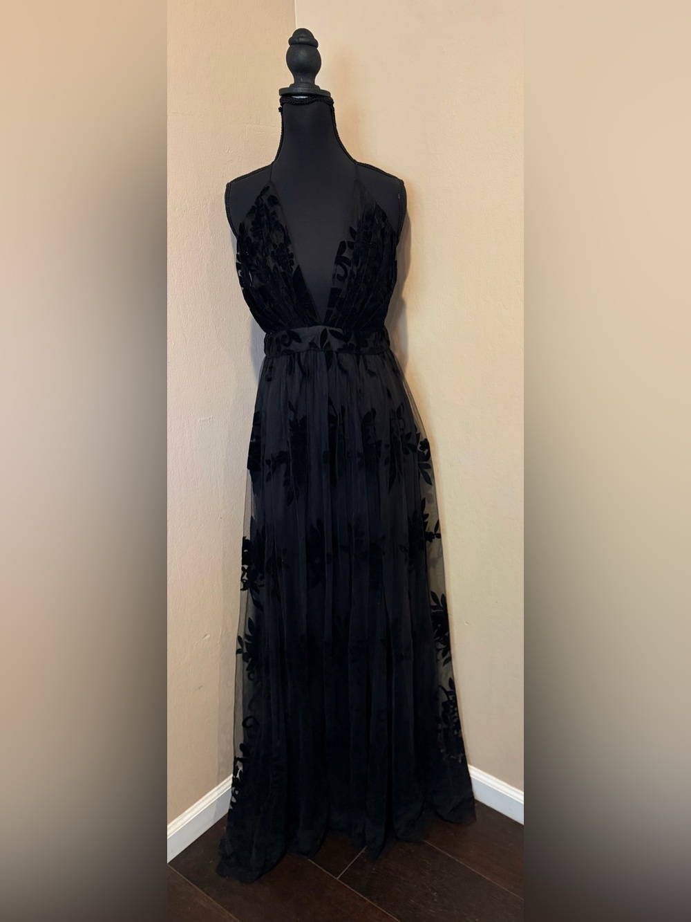 Windsor Black Plunging V-Neck Maxi Dress w/ Crushed Velvet Floral Mesh, Size M